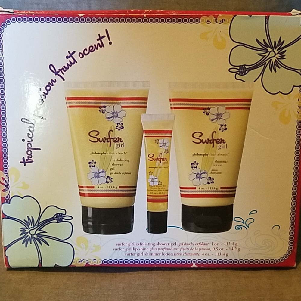 Philosophy surfer girl set